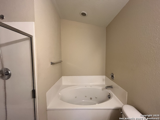 Image 23 of 38 For 2703 Skybound