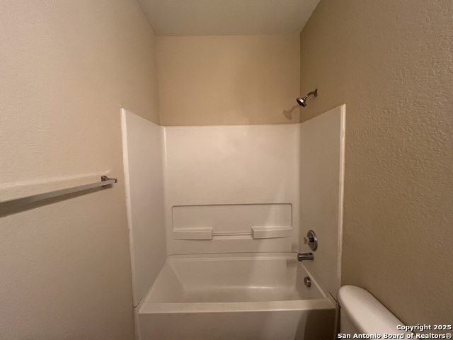 Image 35 of 38 For 2703 Skybound