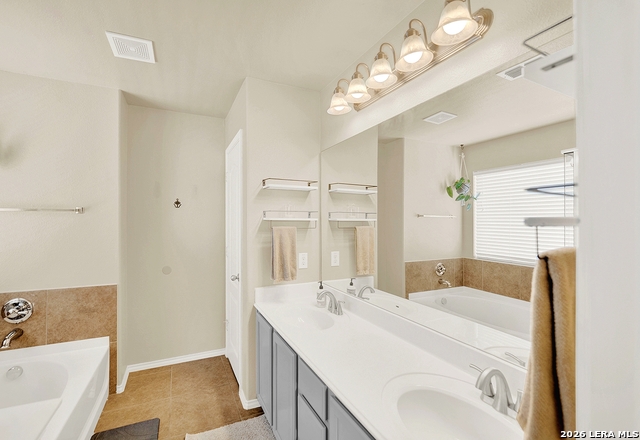 Image 19 of 33 For 3113 Mason Crk