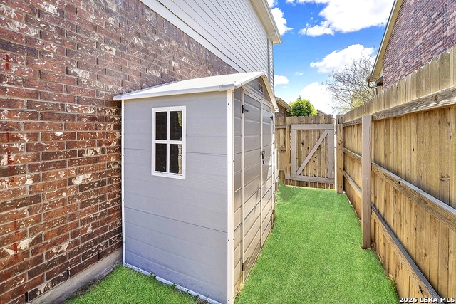 Image 28 of 33 For 3113 Mason Crk