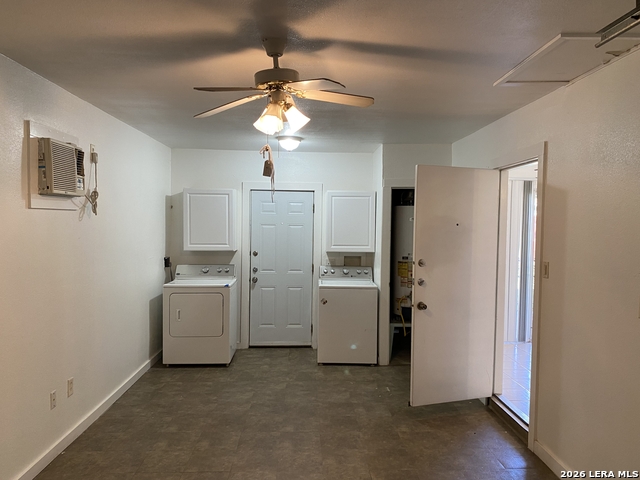 Image 12 of 33 For 5211 Cinderella St