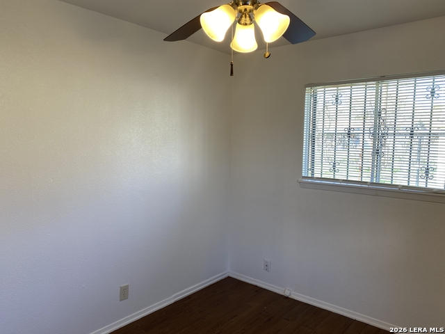 Image 17 of 33 For 5211 Cinderella St