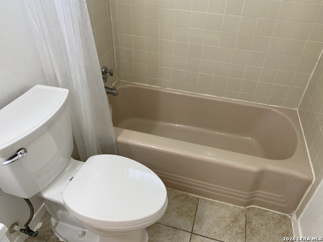 Image 28 of 33 For 5211 Cinderella St