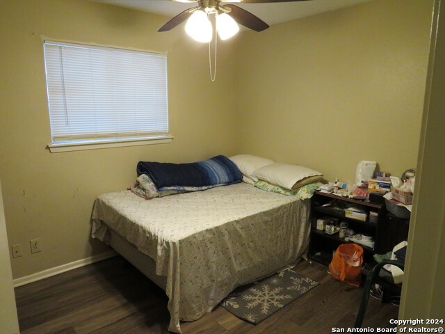 Image 6 of 11 For 4815 Sorrento