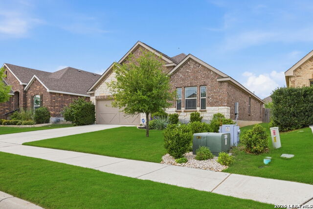 Image 3 of 49 For 117 Dovetail St