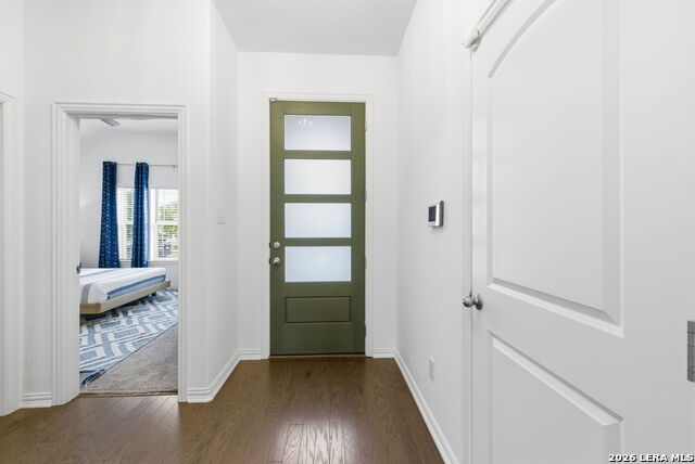 Image 4 of 49 For 117 Dovetail St