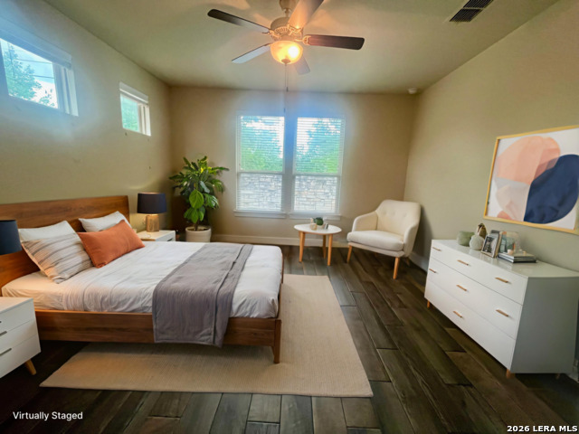 Image 12 of 25 For 913 Crystal Brook Cv