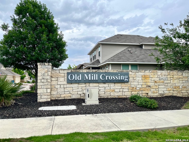 Image 3 of 25 For 913 Crystal Brook Cv