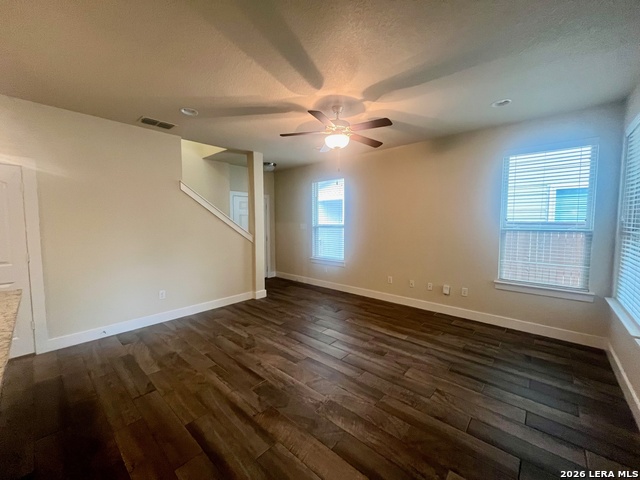 Image 9 of 25 For 913 Crystal Brook Cv