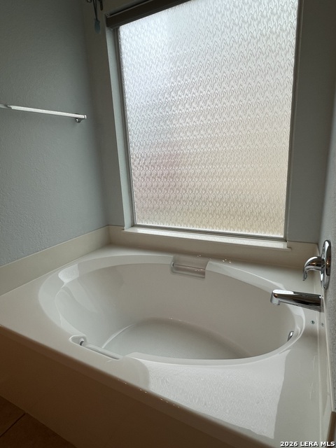 Image 13 of 22 For 15810 Cotton Tail Ln