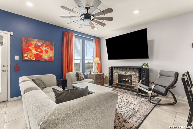 Image 9 of 24 For 4024 Sunfield Dr