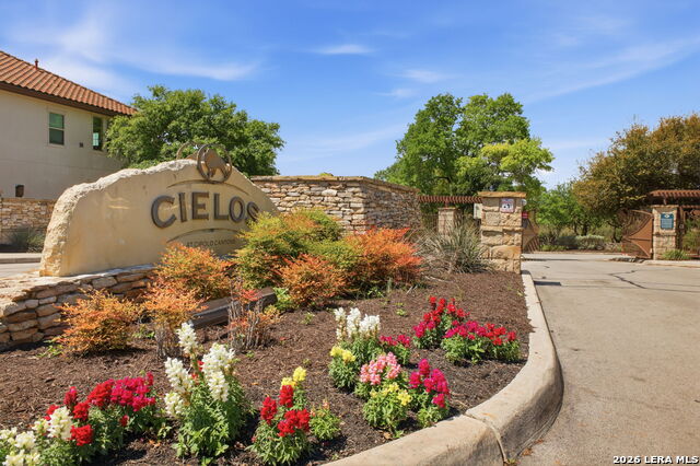 Image 30 of 42 For 3722 Las Casitas