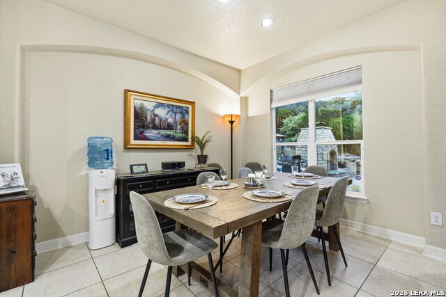 Image 14 of 74 For 18118 Resort View