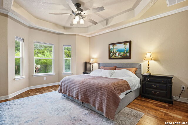 Image 15 of 74 For 18118 Resort View