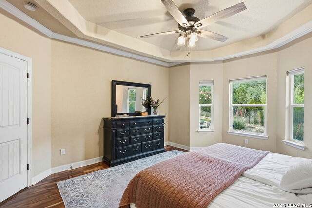 Image 16 of 74 For 18118 Resort View