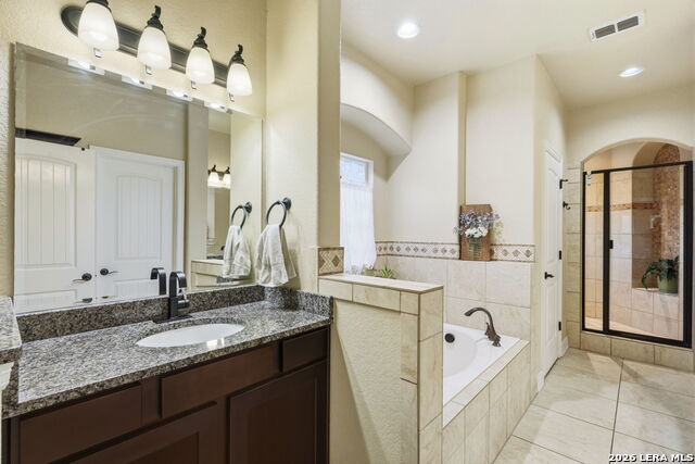 Image 17 of 74 For 18118 Resort View