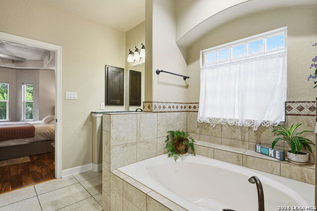 Image 18 of 74 For 18118 Resort View