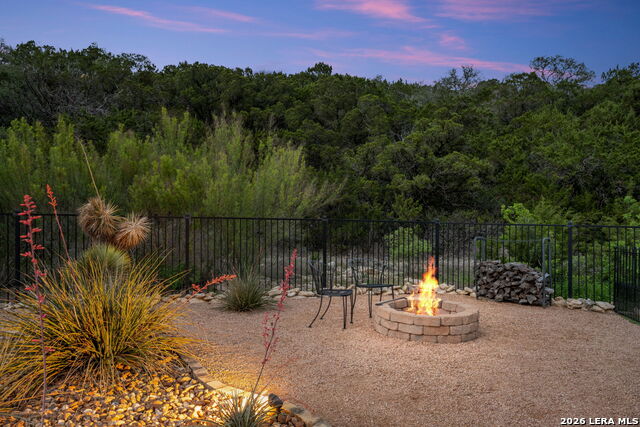 Image 37 of 74 For 18118 Resort View