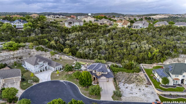 Image 42 of 74 For 18118 Resort View