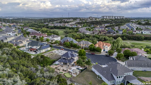 Image 56 of 74 For 18118 Resort View