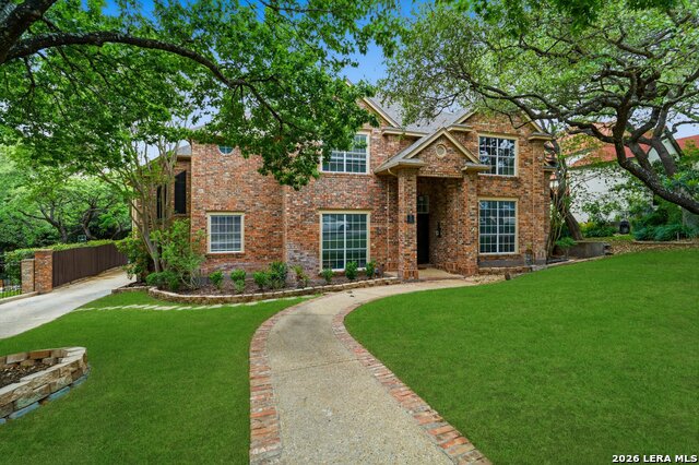 Image 3 of 37 For 19 Inwood Mnr