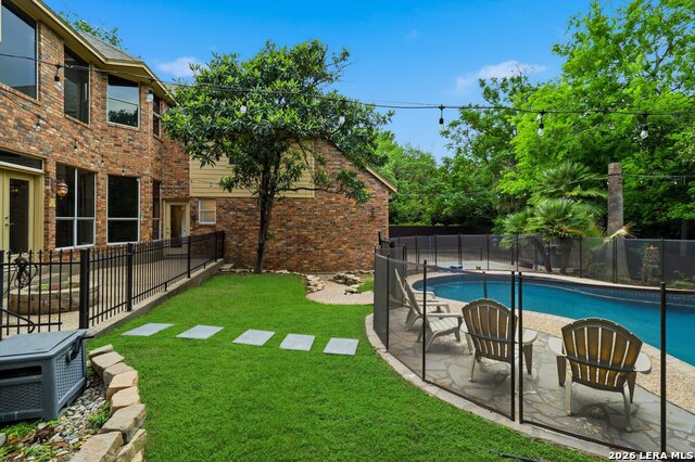 Image 5 of 37 For 19 Inwood Mnr