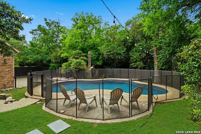 Image 6 of 37 For 19 Inwood Mnr