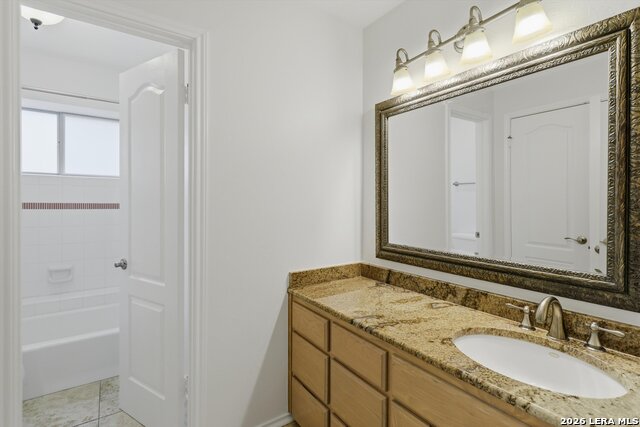 Image 8 of 37 For 19 Inwood Mnr