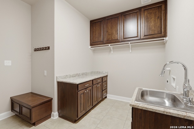 Image 39 of 48 For 2731 Sonata Park