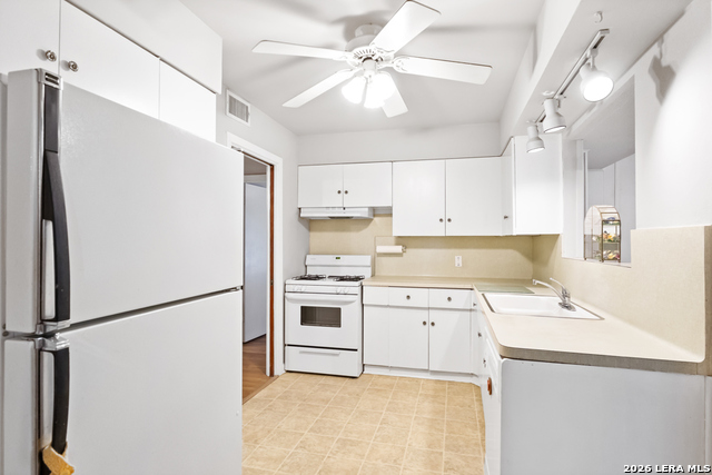 Image 15 of 33 For 558 Cicero  