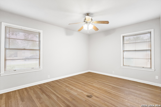 Image 18 of 33 For 558 Cicero  