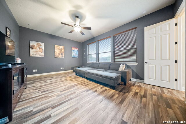 Image 16 of 30 For 19003 Seminole Pass