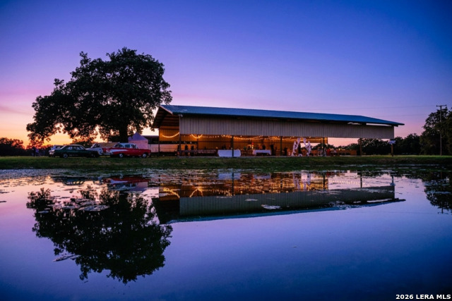 Listing photo id 1 for 799 County Road 6612