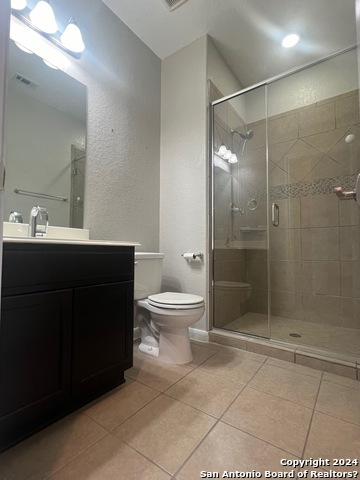 Image 17 of 28 For 8224 Limerick Fls