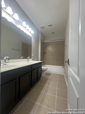 Image 20 of 28 For 8224 Limerick Fls