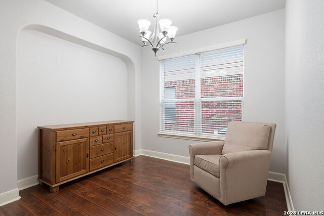 Listing photo id 12 for 6107 Diego Ln