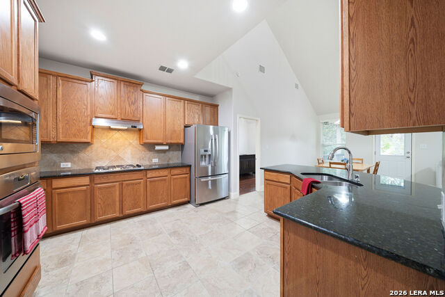 Listing photo id 2 for 6107 Diego Ln