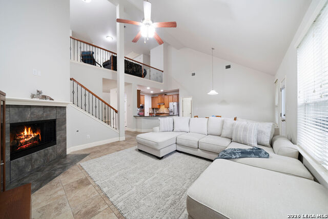 Listing photo id 5 for 6107 Diego Ln