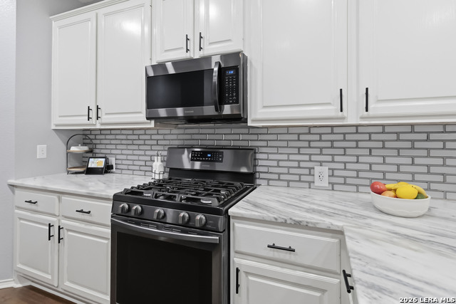 Image 16 of 40 For 11714 Brae Valley