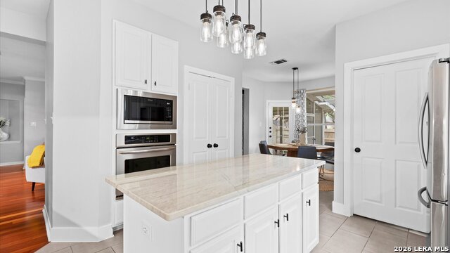 Image 17 of 48 For 1158 Bluff Forest