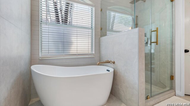 Image 31 of 48 For 1158 Bluff Forest