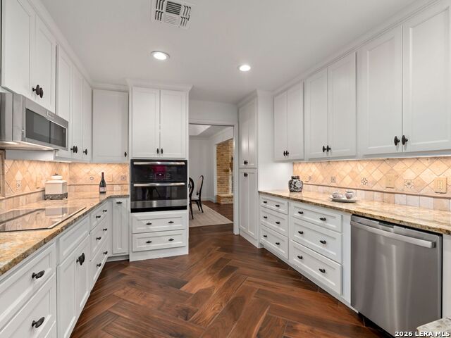 Image 16 of 44 For 3439 Hunters Run St