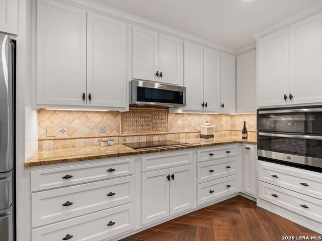 Image 18 of 44 For 3439 Hunters Run St