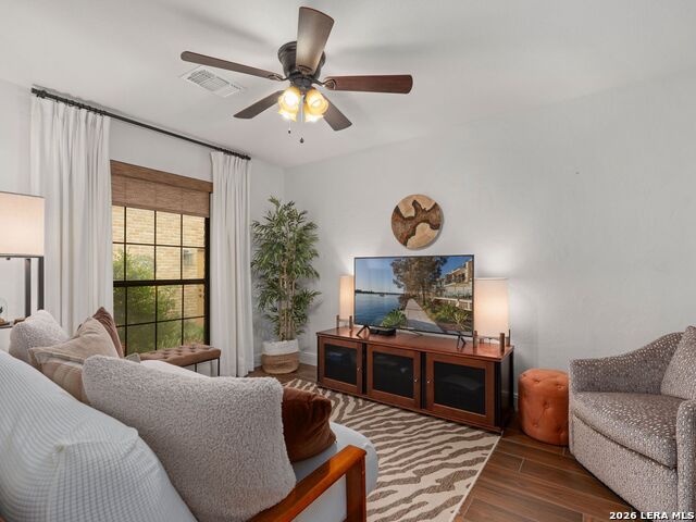 Image 34 of 44 For 3439 Hunters Run St