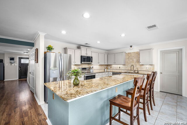 Image 12 of 59 For 231 Samantha Dr