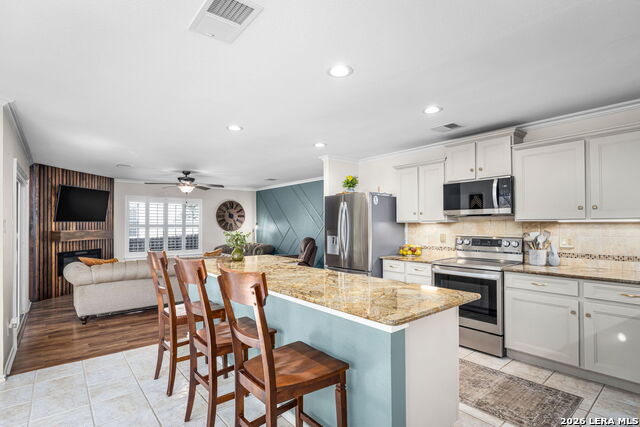 Image 16 of 59 For 231 Samantha Dr