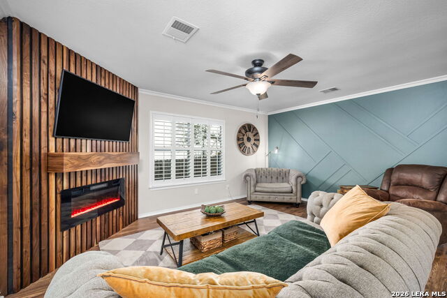 Image 24 of 59 For 231 Samantha Dr