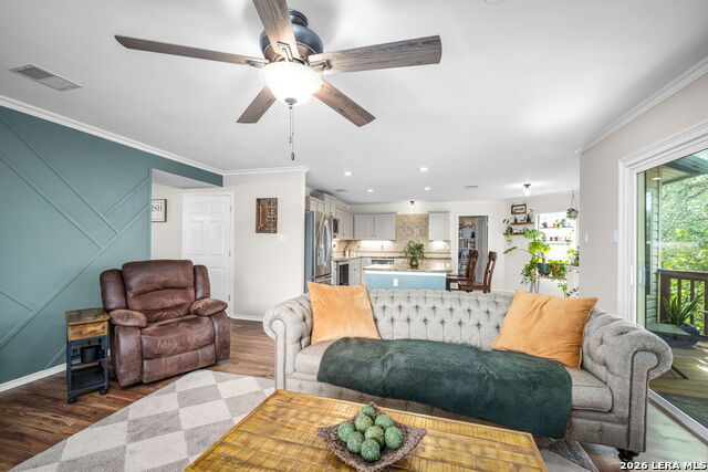 Image 26 of 59 For 231 Samantha Dr