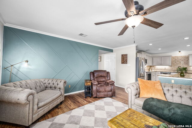 Image 27 of 59 For 231 Samantha Dr