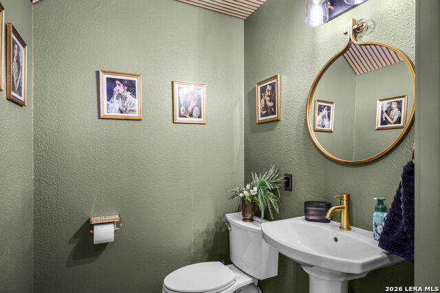 Image 8 of 59 For 231 Samantha Dr